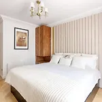 Stunning 2 Bedroom At Montparnasse