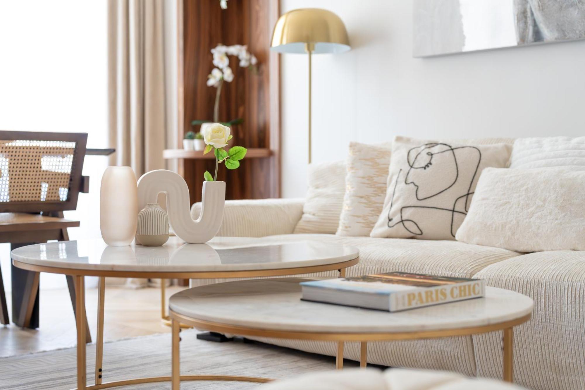 Stunning 2 Bedroom At Montparnasse Apartment Paris