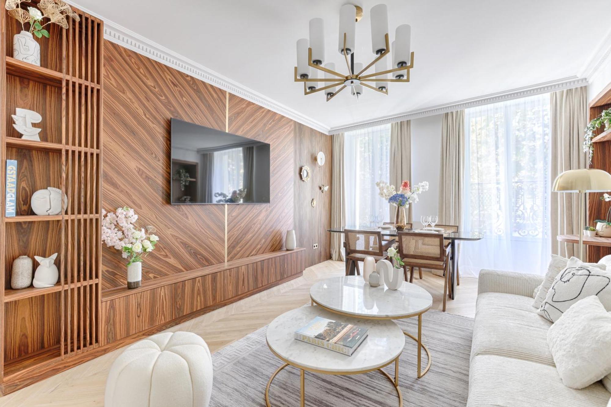 Stunning 2 Bedroom At Montparnasse Paris