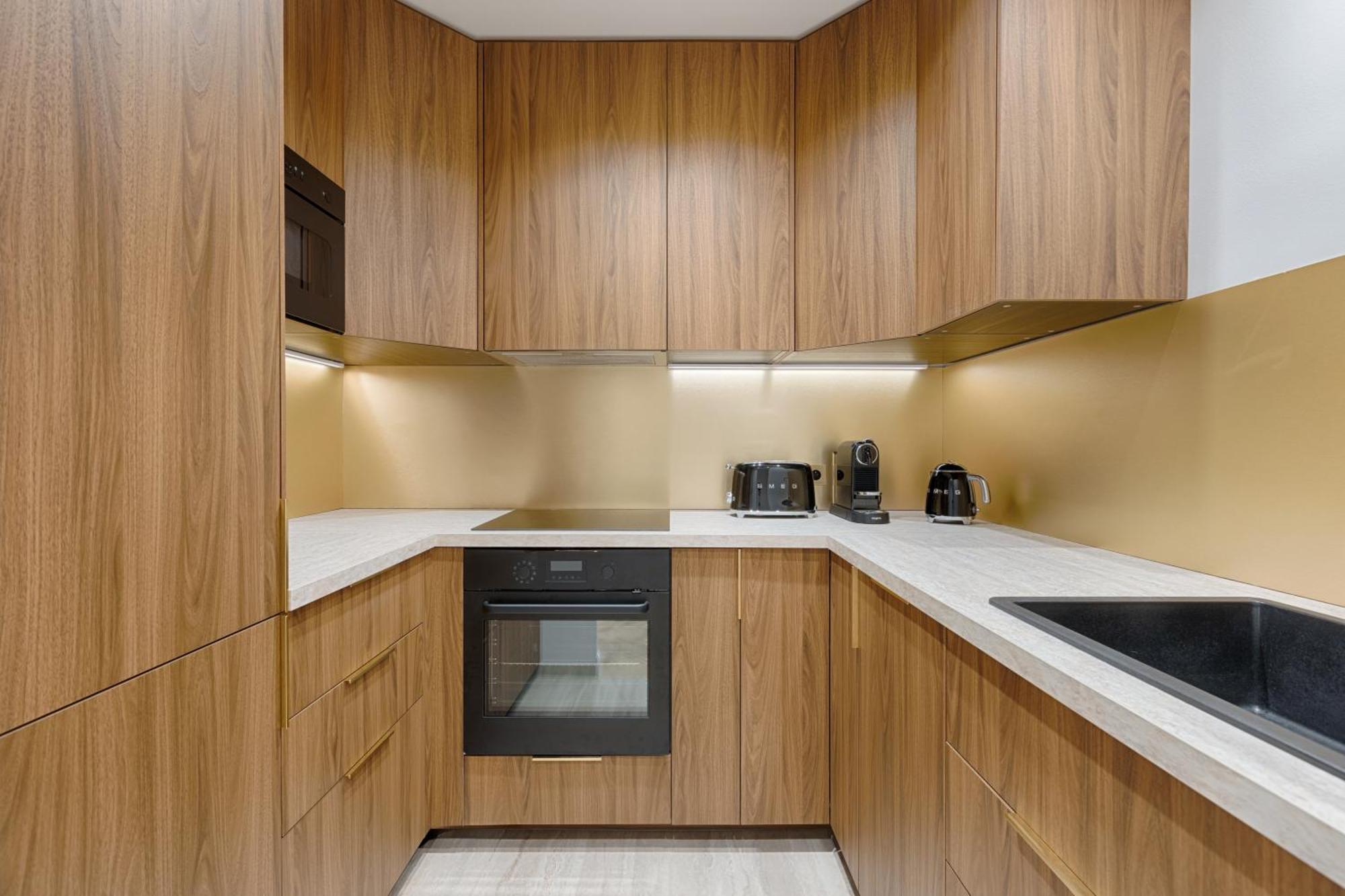Stunning 2 Bedroom At Montparnasse Apartment