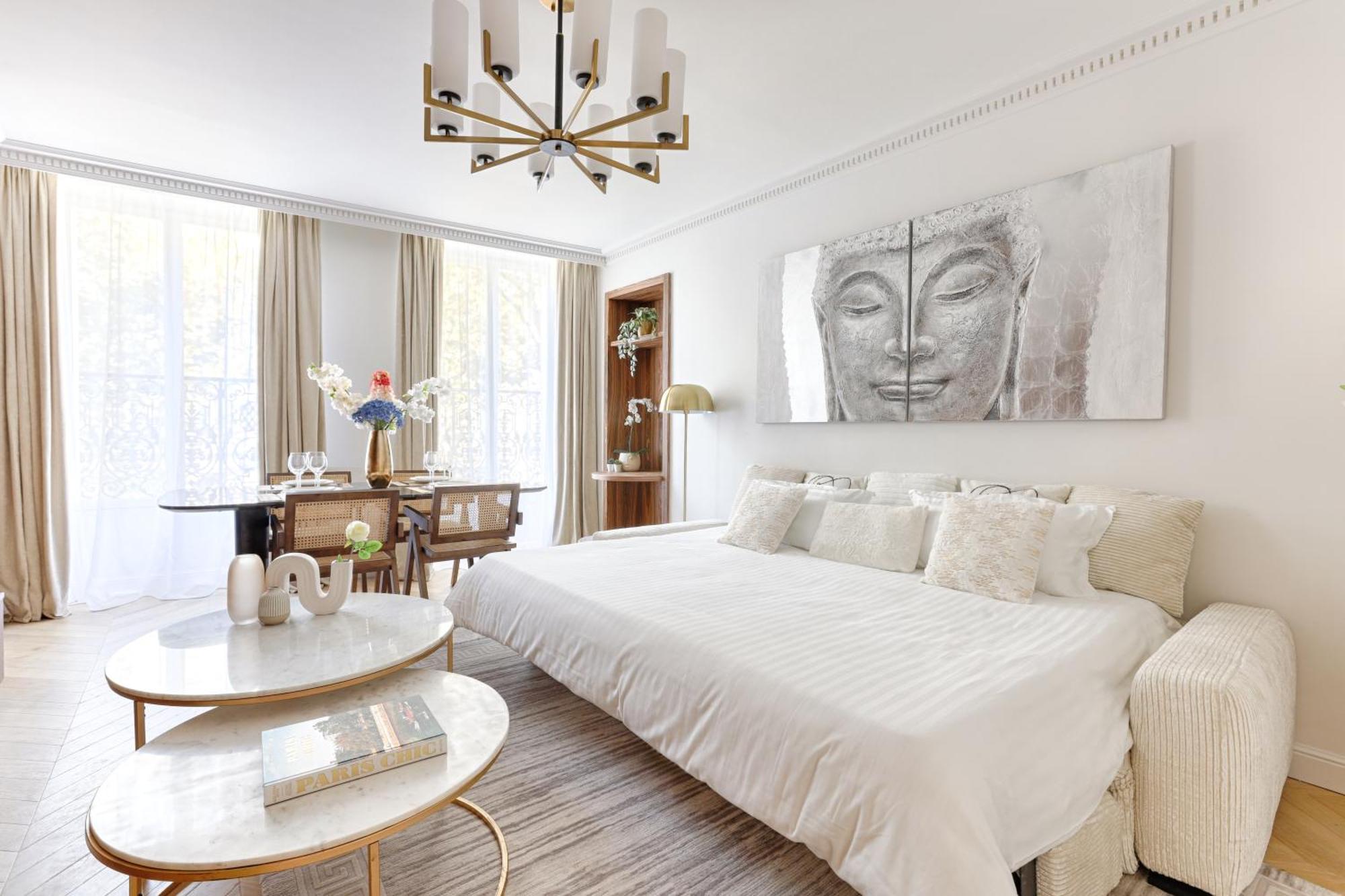 Stunning 2 Bedroom At Montparnasse Apartment Paris